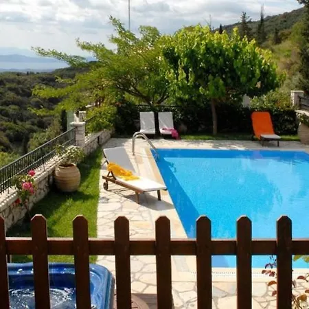 Executive Meganisi With Private Pool Villa Vavkerí